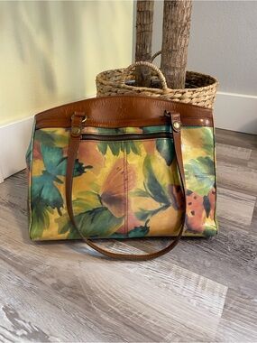 Patricia Nash Brown Leather shoulder bag  with a beautiful watercolor butterfly